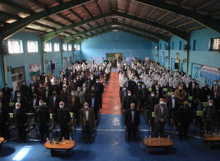 آزادسازی زندانیان